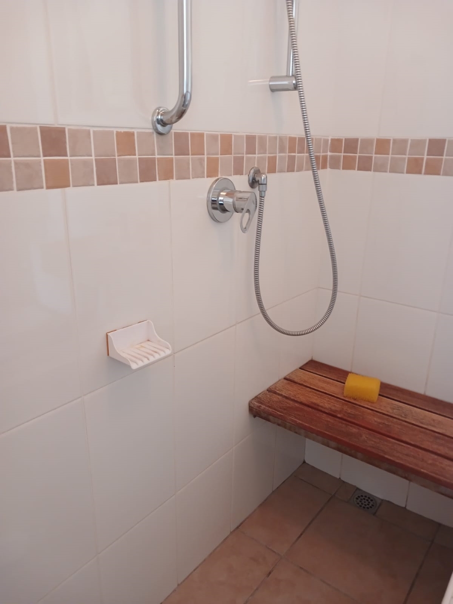 1 Bedroom Property for Sale in Glenwood KwaZulu-Natal