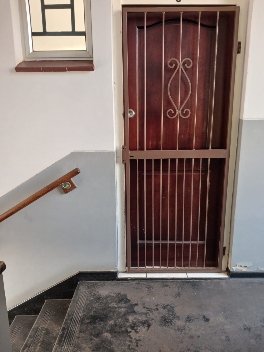 To Let 2 Bedroom Property for Rent in Glenwood KwaZulu-Natal