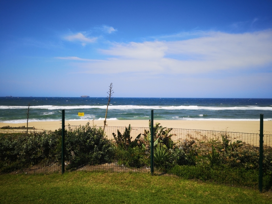 To Let 4 Bedroom Property for Rent in La Lucia KwaZulu-Natal