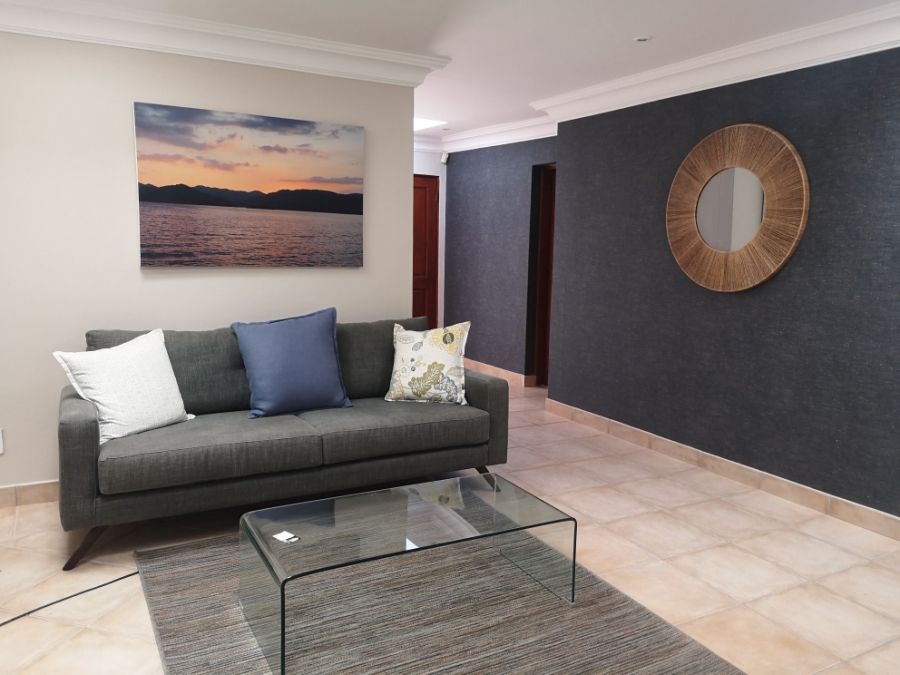 To Let 4 Bedroom Property for Rent in La Lucia KwaZulu-Natal