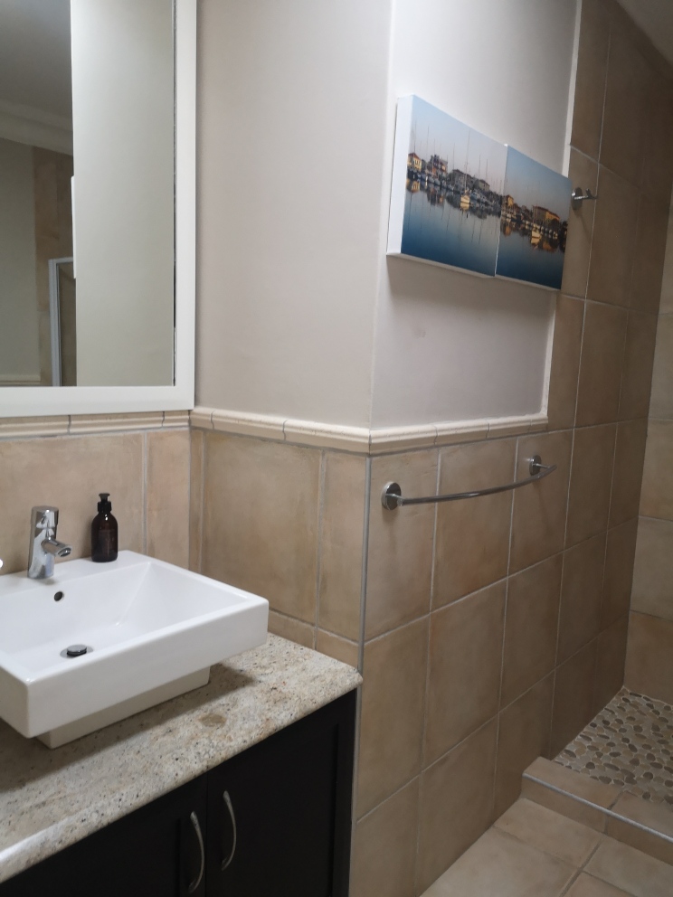 To Let 4 Bedroom Property for Rent in La Lucia KwaZulu-Natal