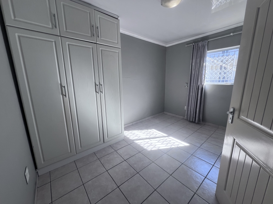 2 Bedroom Property for Sale in Woodhurst KwaZulu-Natal