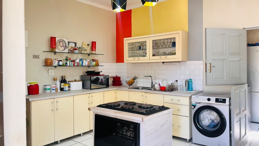 5 Bedroom Property for Sale in Ridgeview KwaZulu-Natal