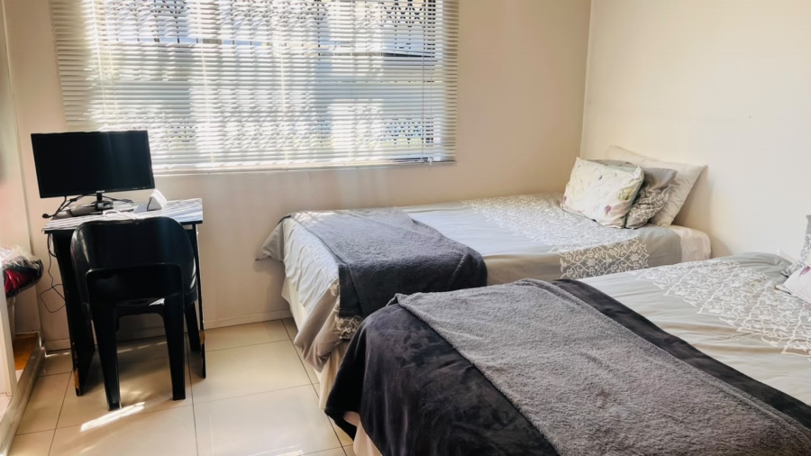 5 Bedroom Property for Sale in Ridgeview KwaZulu-Natal