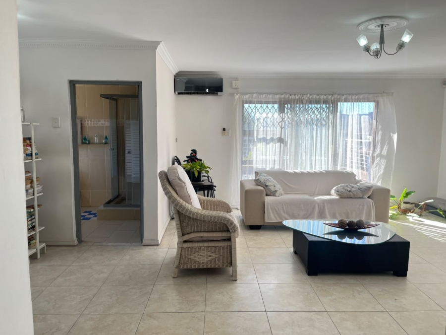 5 Bedroom Property for Sale in Ridgeview KwaZulu-Natal