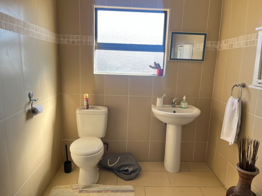 5 Bedroom Property for Sale in Ridgeview KwaZulu-Natal