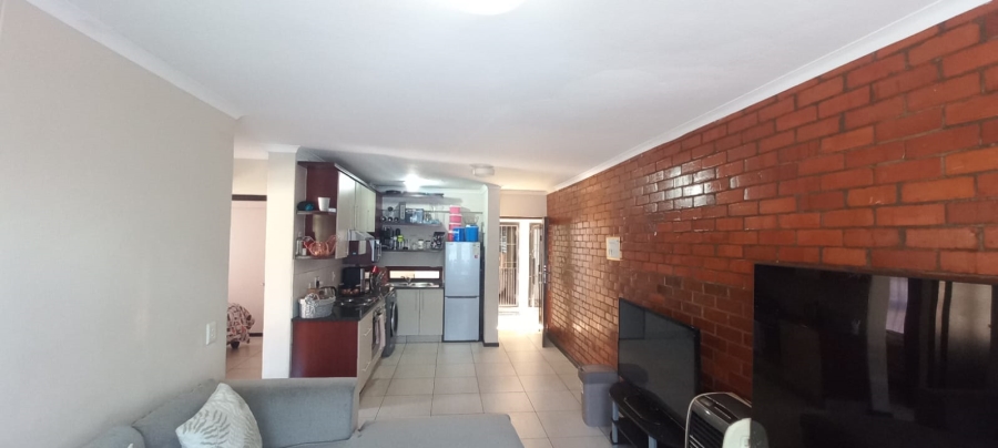 To Let 2 Bedroom Property for Rent in Essenwood KwaZulu-Natal