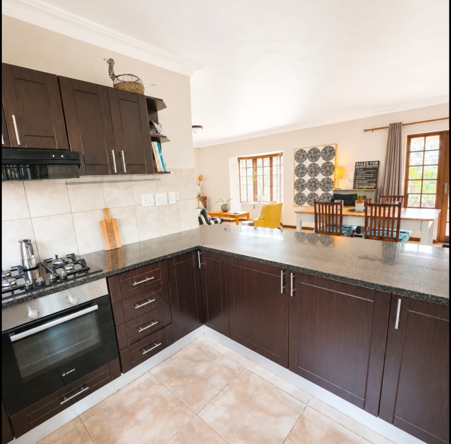 3 Bedroom Property for Sale in Clifton Hill Estate KwaZulu-Natal