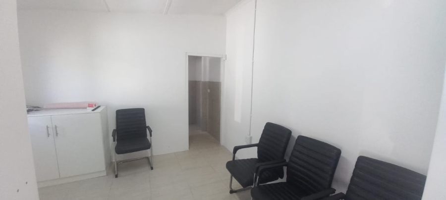 To Let Commercial Property for Rent in Windermere KwaZulu-Natal