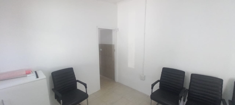 To Let Commercial Property for Rent in Windermere KwaZulu-Natal