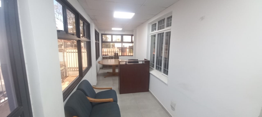 To Let Commercial Property for Rent in Windermere KwaZulu-Natal