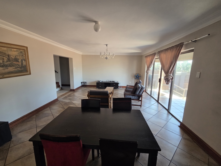To Let Commercial Property for Rent in Bluff KwaZulu-Natal