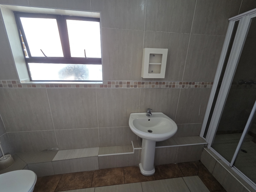 To Let Commercial Property for Rent in Bluff KwaZulu-Natal