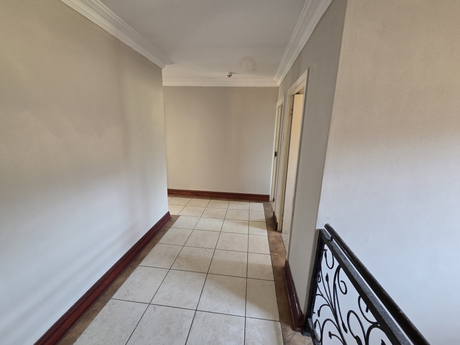 To Let Commercial Property for Rent in Bluff KwaZulu-Natal