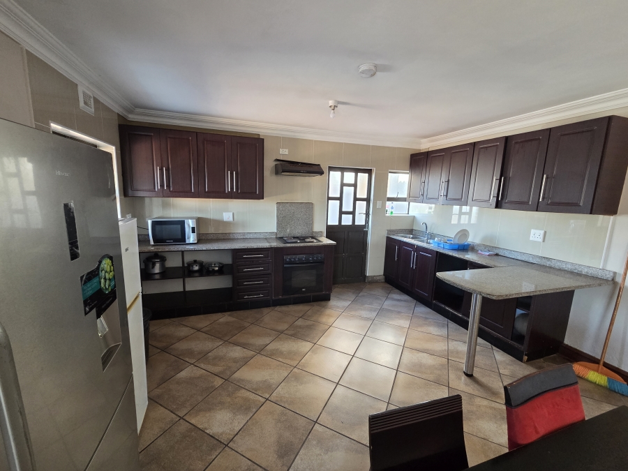 To Let Commercial Property for Rent in Bluff KwaZulu-Natal