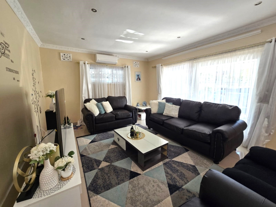 To Let 3 Bedroom Property for Rent in Park Hill KwaZulu-Natal