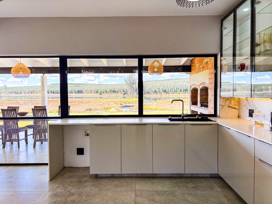 4 Bedroom Property for Sale in Albert Falls KwaZulu-Natal