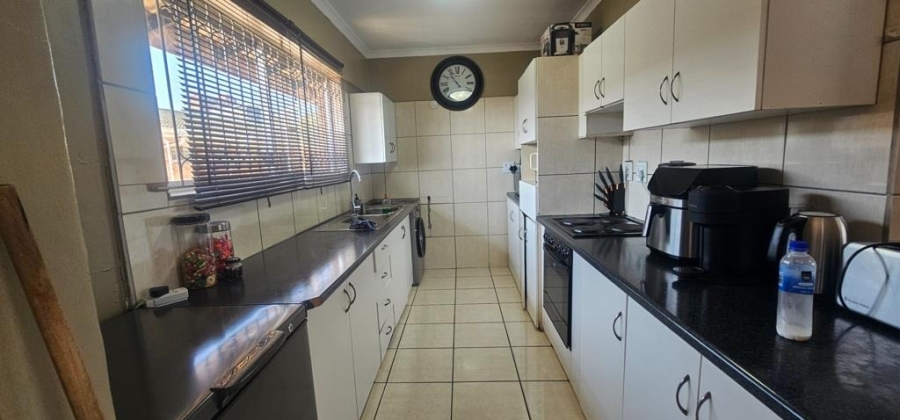 To Let 2 Bedroom Property for Rent in Overport KwaZulu-Natal