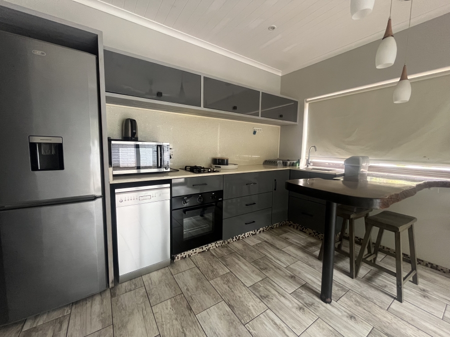 7 Bedroom Property for Sale in Ballito Central KwaZulu-Natal