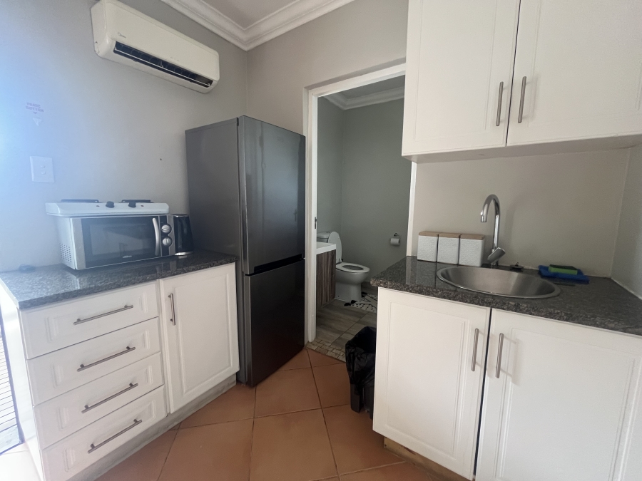 7 Bedroom Property for Sale in Ballito Central KwaZulu-Natal