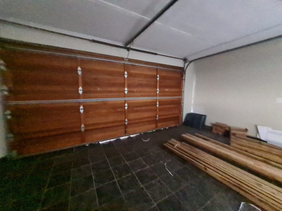 To Let 4 Bedroom Property for Rent in Mzingazi Golf Estate KwaZulu-Natal