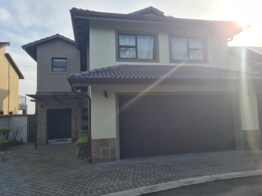 To Let 4 Bedroom Property for Rent in Mzingazi Golf Estate KwaZulu-Natal