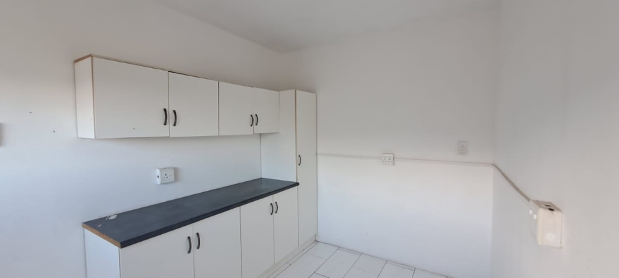To Let 2 Bedroom Property for Rent in Raisethorpe KwaZulu-Natal