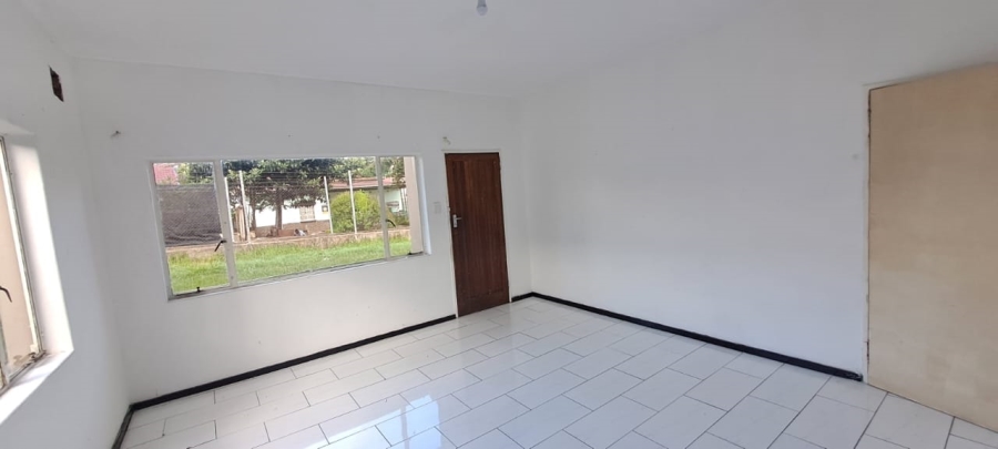 To Let 2 Bedroom Property for Rent in Raisethorpe KwaZulu-Natal
