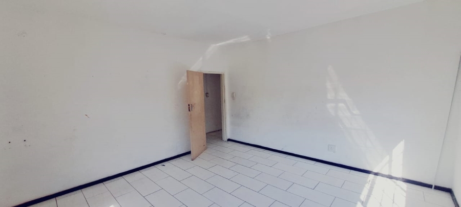 To Let 2 Bedroom Property for Rent in Raisethorpe KwaZulu-Natal