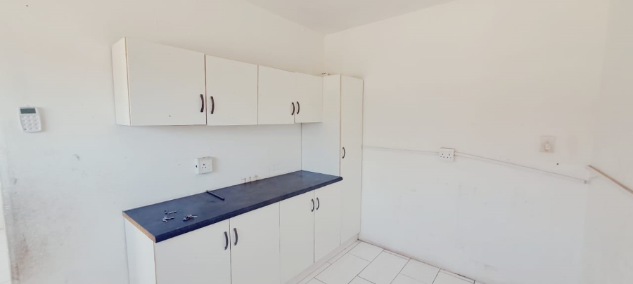To Let 2 Bedroom Property for Rent in Raisethorpe KwaZulu-Natal