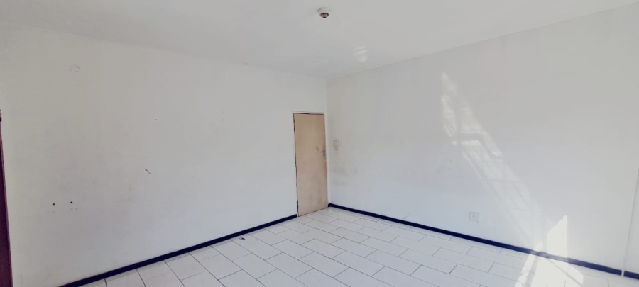 To Let 2 Bedroom Property for Rent in Raisethorpe KwaZulu-Natal