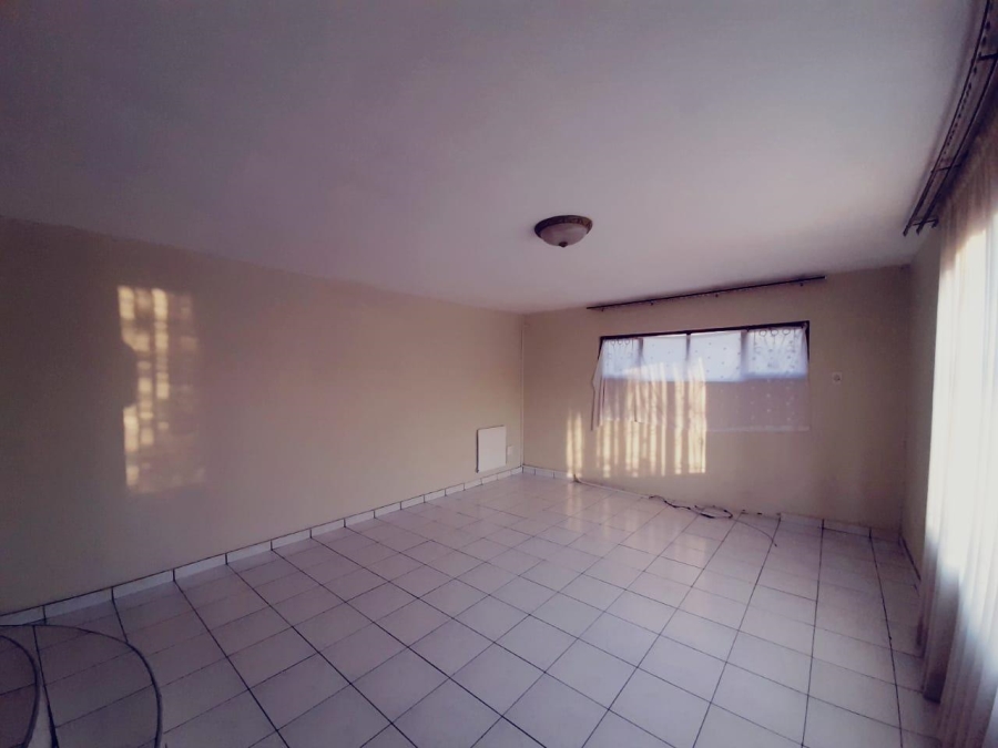 3 Bedroom Property for Sale in Mountain Rise KwaZulu-Natal