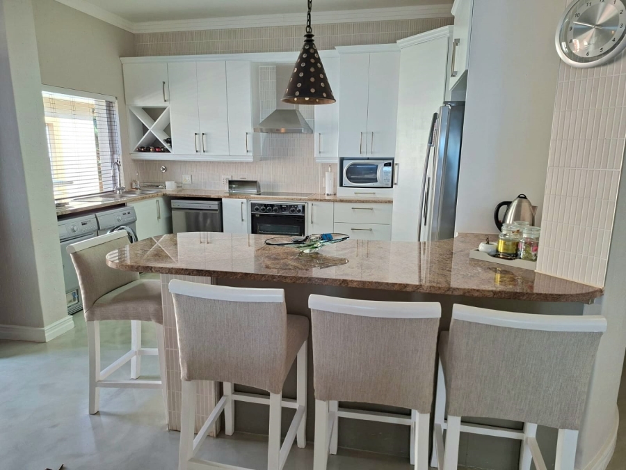 To Let 4 Bedroom Property for Rent in Simbithi Eco Estate KwaZulu-Natal