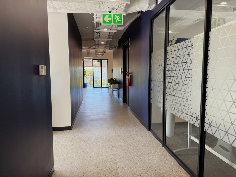 To Let Commercial Property for Rent in La Lucia KwaZulu-Natal