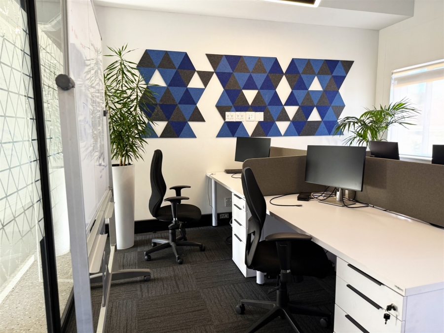 To Let Commercial Property for Rent in La Lucia KwaZulu-Natal