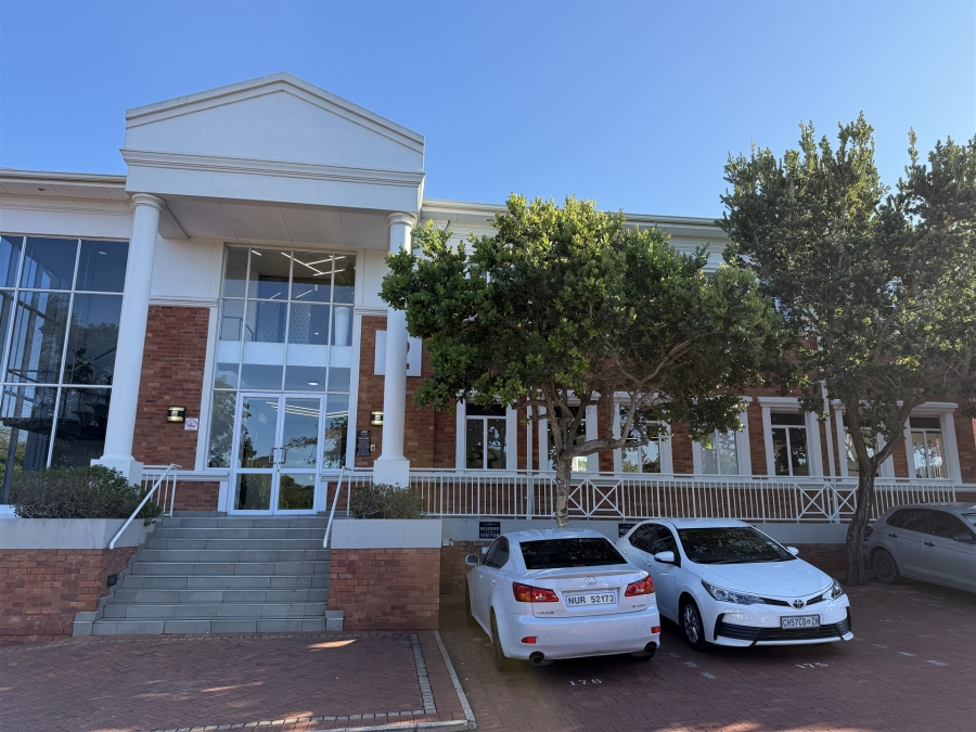 To Let Commercial Property for Rent in La Lucia KwaZulu-Natal