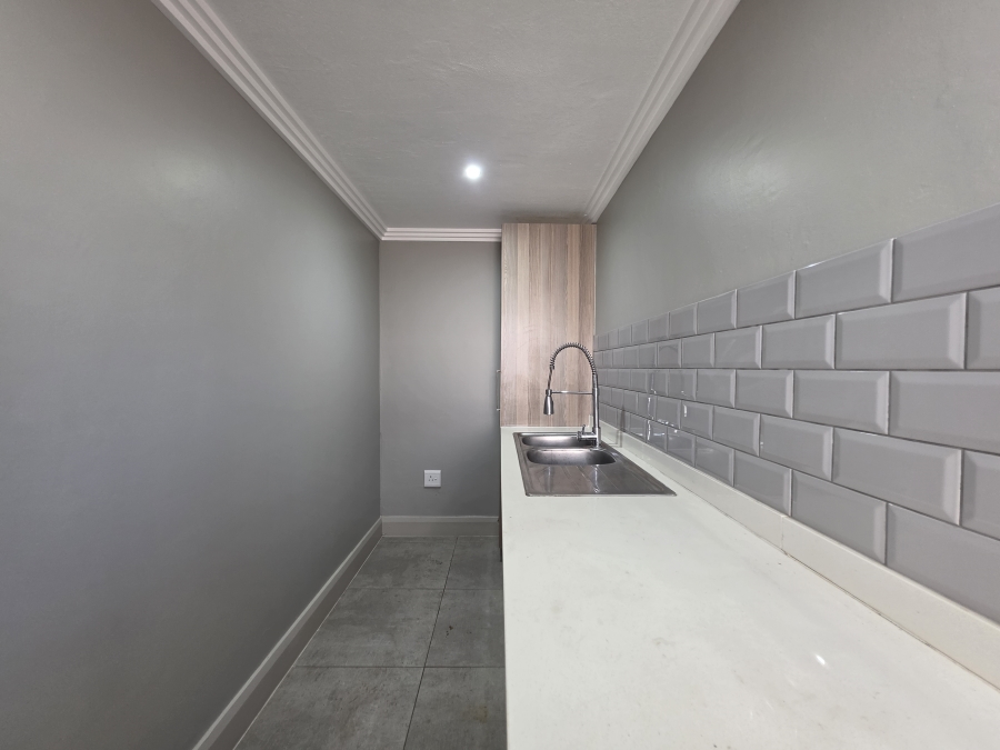 To Let 3 Bedroom Property for Rent in Palm Lakes Estate KwaZulu-Natal