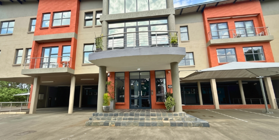 To Let Commercial Property for Rent in Montrose KwaZulu-Natal