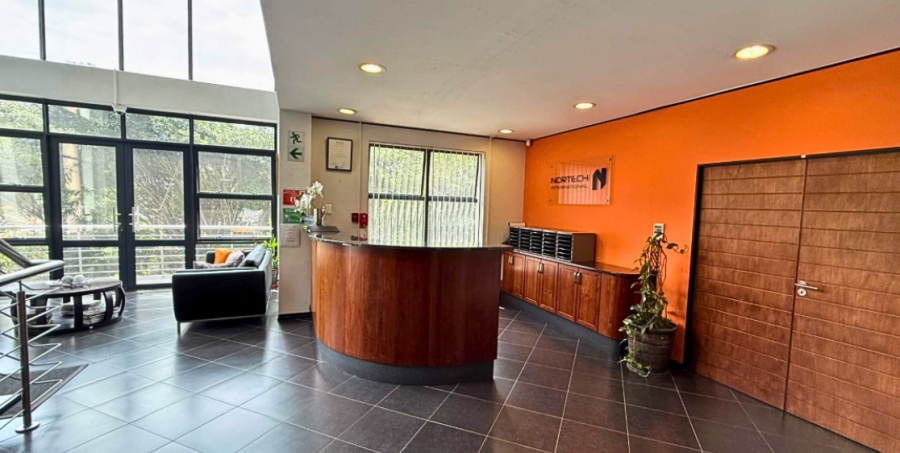 To Let Commercial Property for Rent in Montrose KwaZulu-Natal