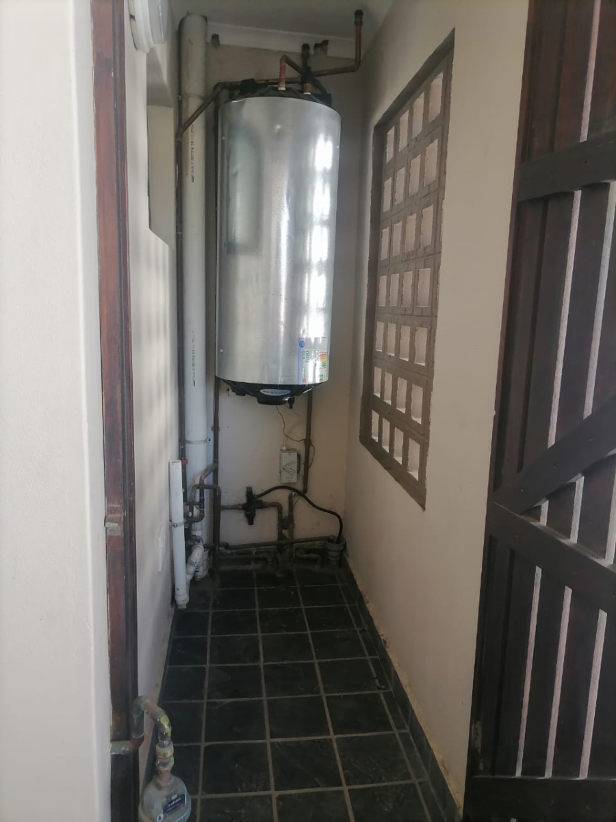 To Let 2 Bedroom Property for Rent in Westville Central KwaZulu-Natal