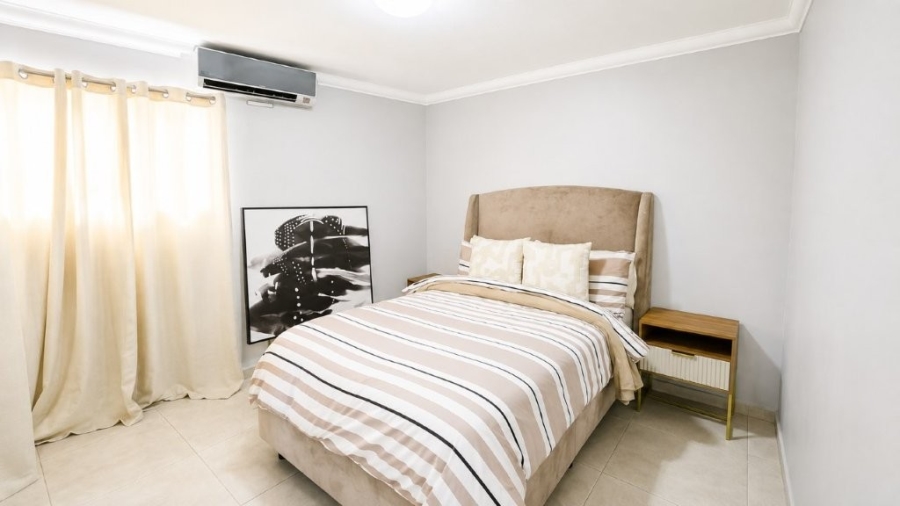 2 Bedroom Property for Sale in Cowies Hill KwaZulu-Natal