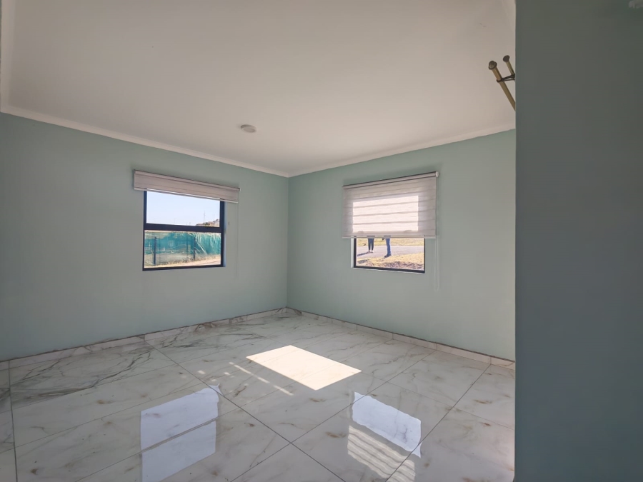 3 Bedroom Property for Sale in Shakaskraal KwaZulu-Natal