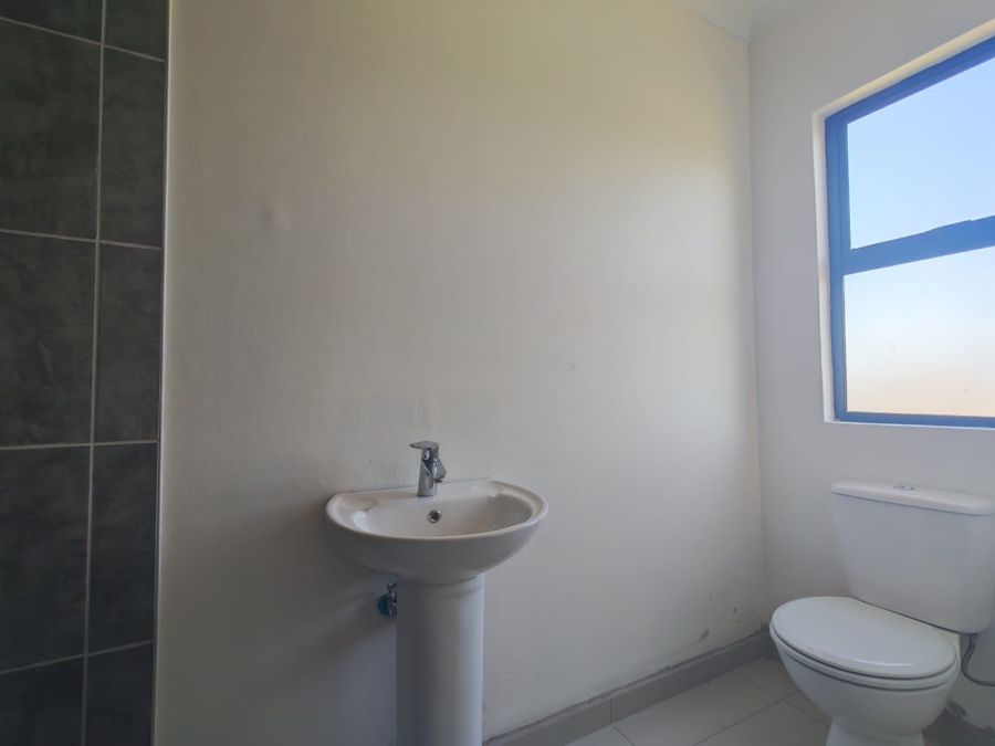 3 Bedroom Property for Sale in Shakaskraal KwaZulu-Natal