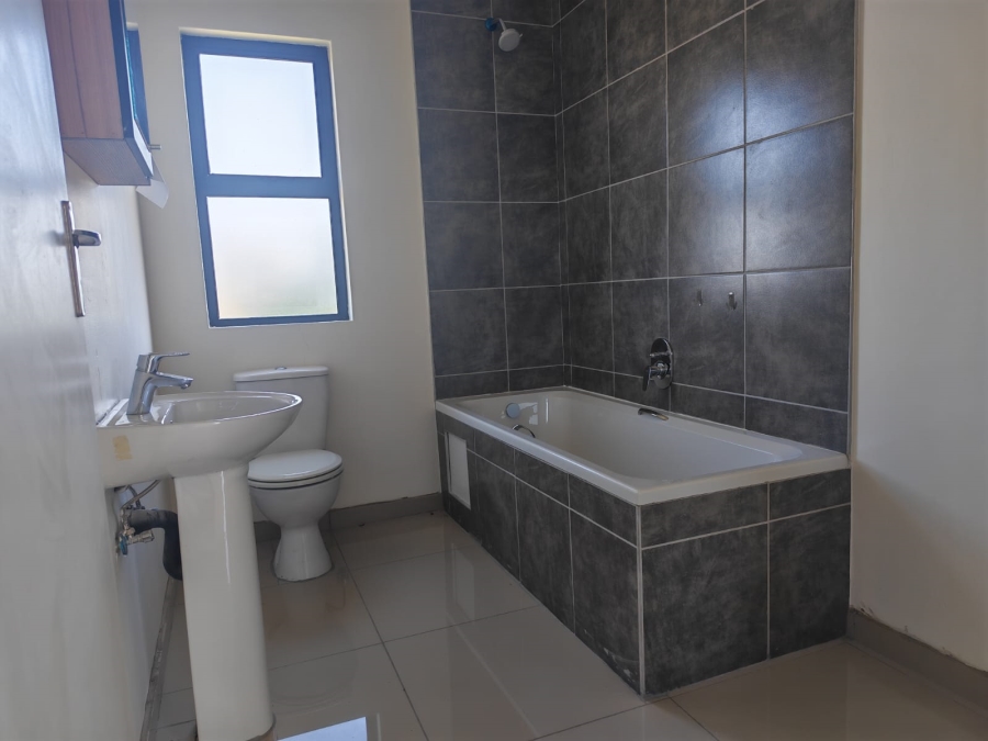 3 Bedroom Property for Sale in Shakaskraal KwaZulu-Natal