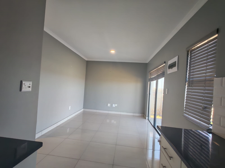2 Bedroom Property for Sale in Shakaskraal KwaZulu-Natal