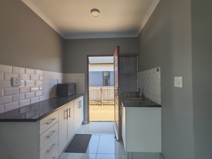 2 Bedroom Property for Sale in Shakaskraal KwaZulu-Natal