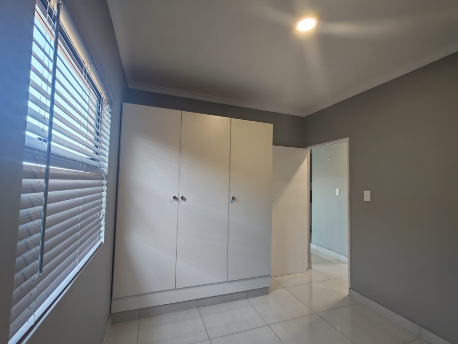 2 Bedroom Property for Sale in Shakaskraal KwaZulu-Natal