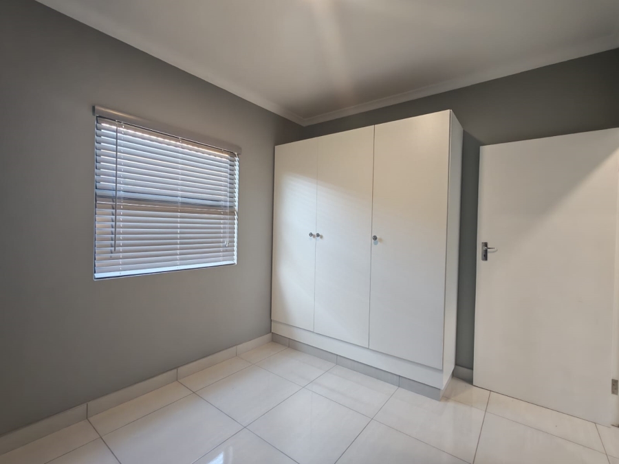 2 Bedroom Property for Sale in Shakaskraal KwaZulu-Natal