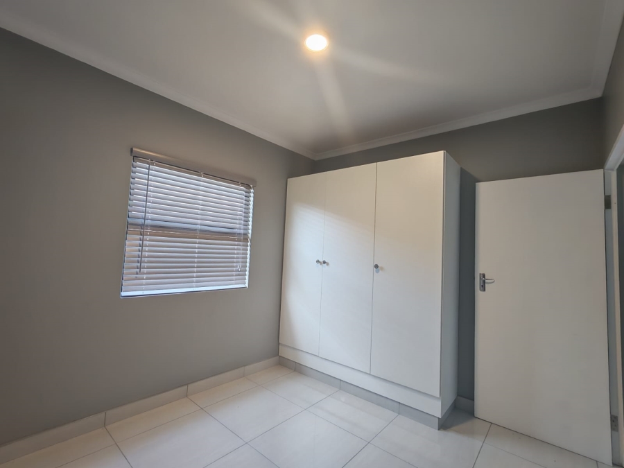 2 Bedroom Property for Sale in Shakaskraal KwaZulu-Natal