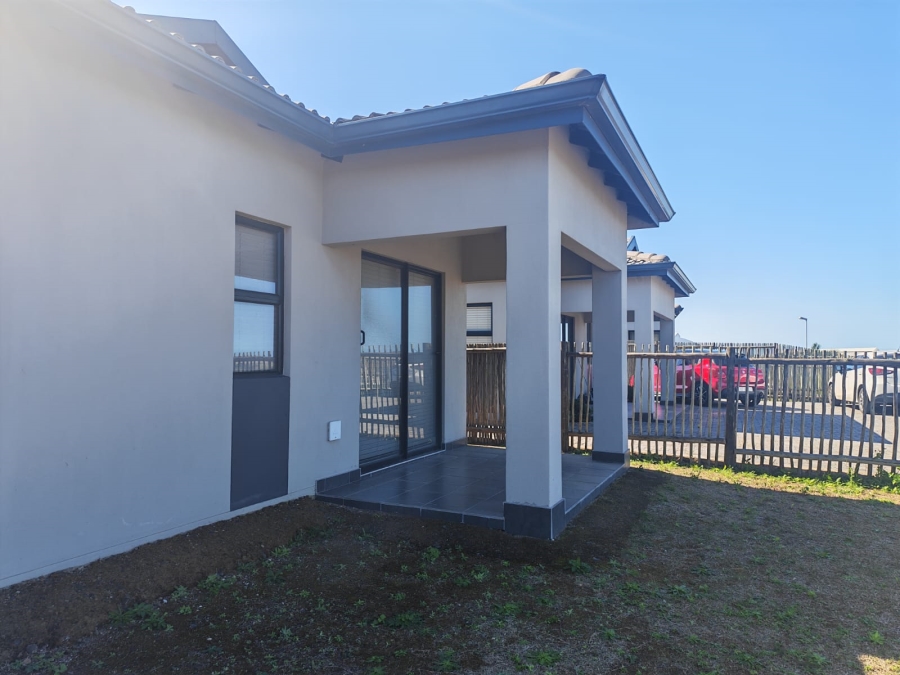 2 Bedroom Property for Sale in Shakaskraal KwaZulu-Natal